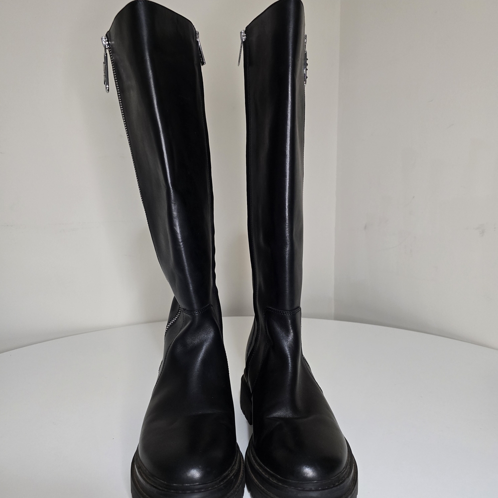 Michael Kors Regan Leather Boots Size 9